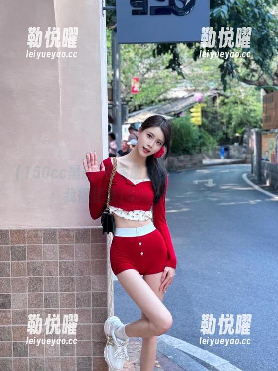 看完朋友的分享，心中默念：我得登录150cc黑料瞧瞧。