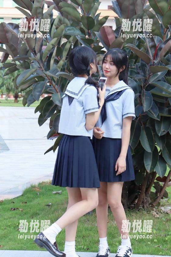 最近刚下了苹果版155fun，登录页面我都傻眼了，真是怎么用啊这？
