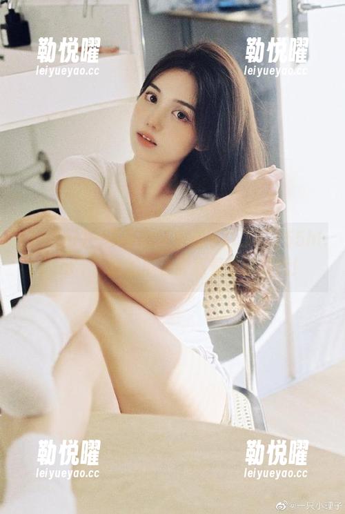 一不小心又手滑下载了“155hl.com”，我的瓜也要跟着更新换代！