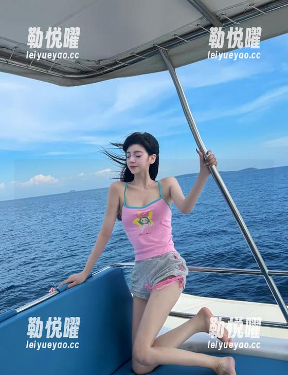 有个“17c黑料”的链接让我瞬间怀疑人生，真的假的？