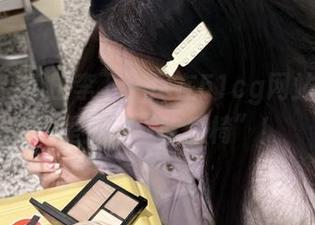 瓜田李下，尽在51cg网站，快来这里搬动“吃瓜椅”！