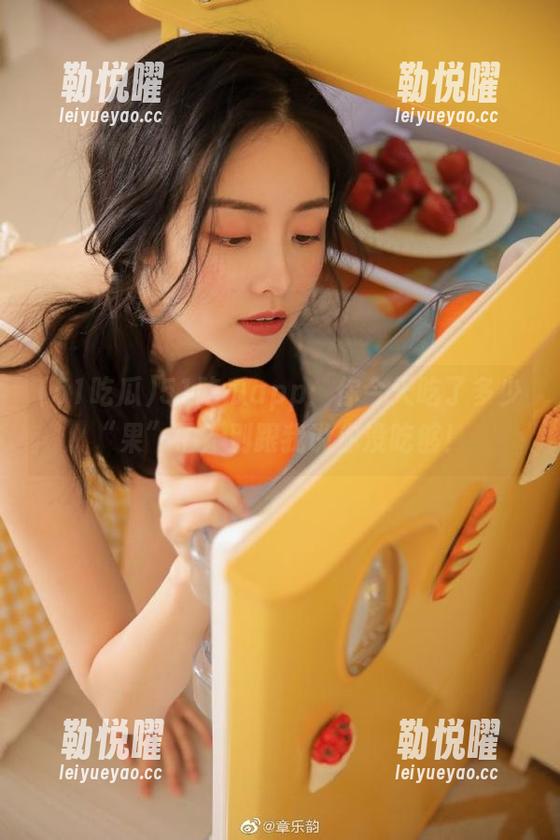 51吃瓜app：你今天吃了多少“果”了？别跟我说你没吃够！