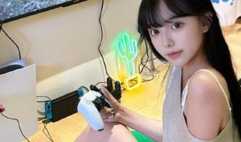 更新！看51吃瓜网网址里那点令人泪目的小故事，根本停不下来！