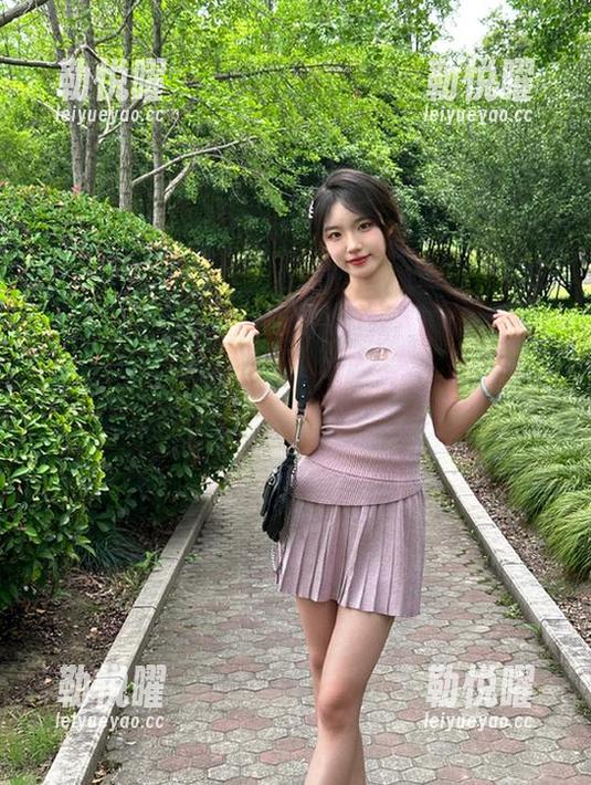 别眨眼！51吃瓜发布官网资讯，大瓜小剧情一网打尽！
