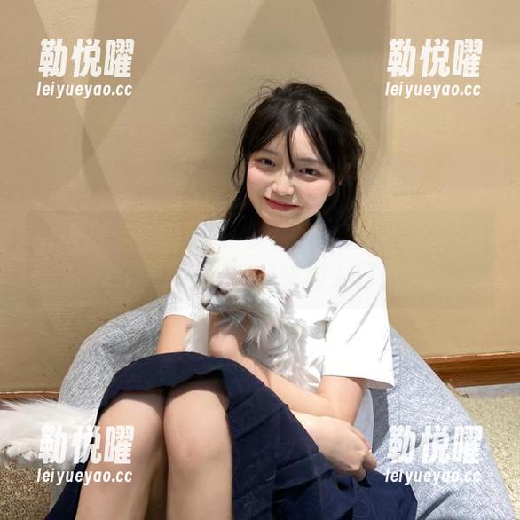 不想错过今日的奇葩新闻？那就快冲51吃瓜网站的入口！