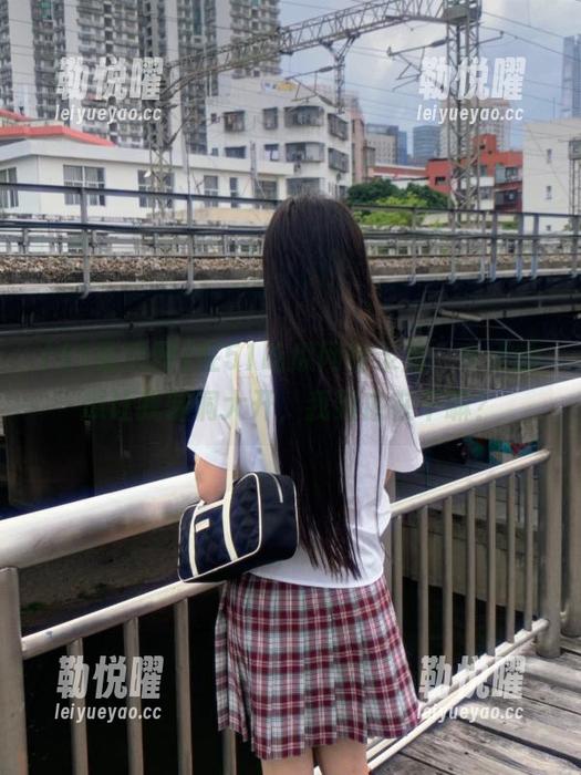 在51吃瓜网登录后，今天的瓜让我脑洞大开，我到底在干嘛？