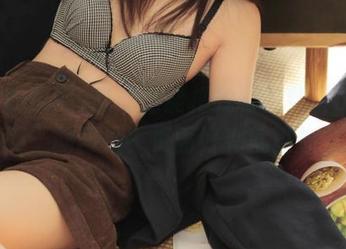 你确定能把我吸引到“51吃瓜网”的网址？页面好看就算加分！
