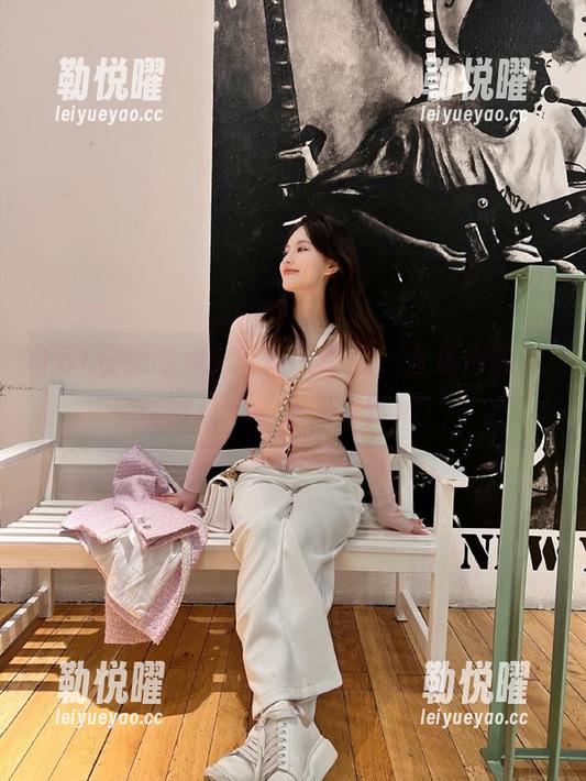 51在线吃瓜，直达你的神秘好奇心，快来尝鲜吧！