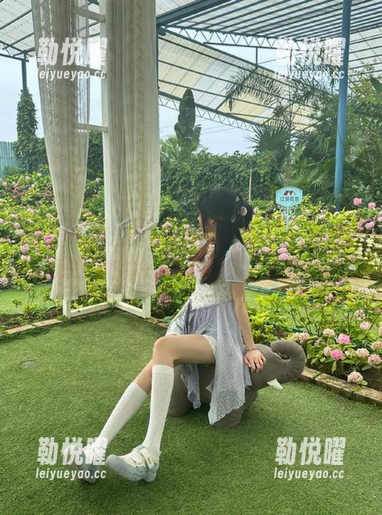 吃瓜网51爆料又发更新，八卦的我现在心脏都快跳出胸口了，真是刺激！