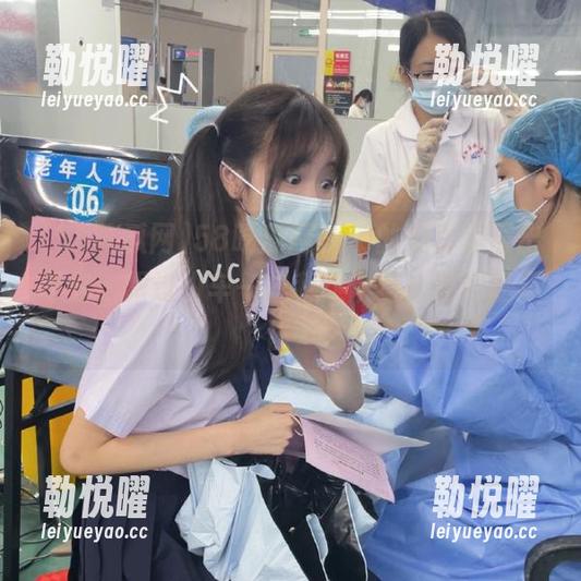 58吃瓜网app的瓜真是层出不穷，跟过山车一样我这个老心脏好受不住…