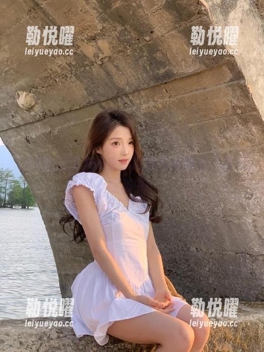 66吃瓜网发布新动态，果汁四溅中…