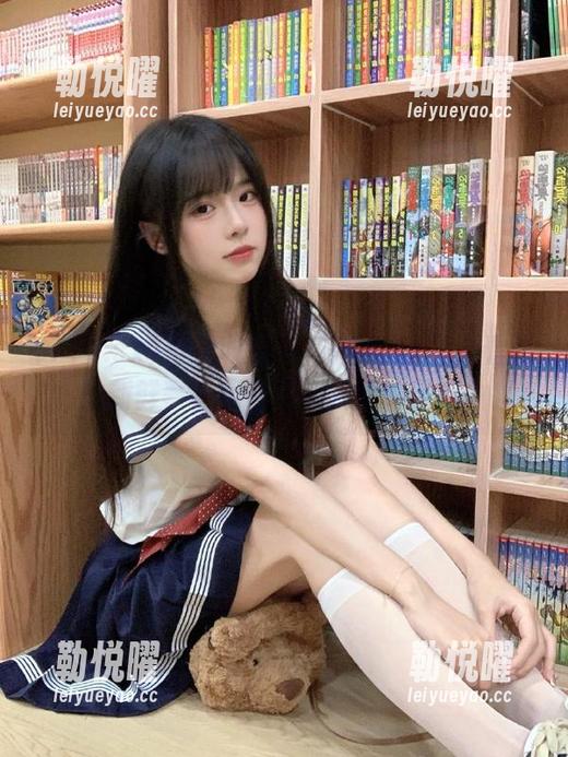 每次收藏在“718.sx”上看到的新鲜事，我都在想我眼瞎了嘛？