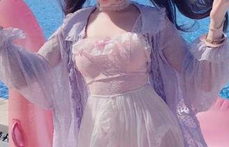 瓜田里，观看永远是一种享受，718.sx等你来撩！