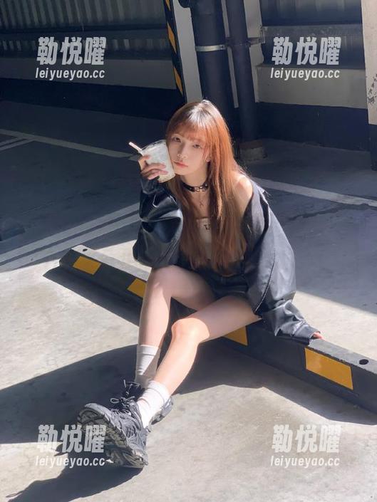 “cgw”苹果版的推荐机制，真让人觉得八卦有毒，但是停不下来！