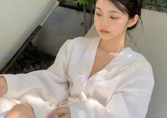 更新了一波，果然“fuli53.net”的野心不小呀，想吃我们的瓜吗？