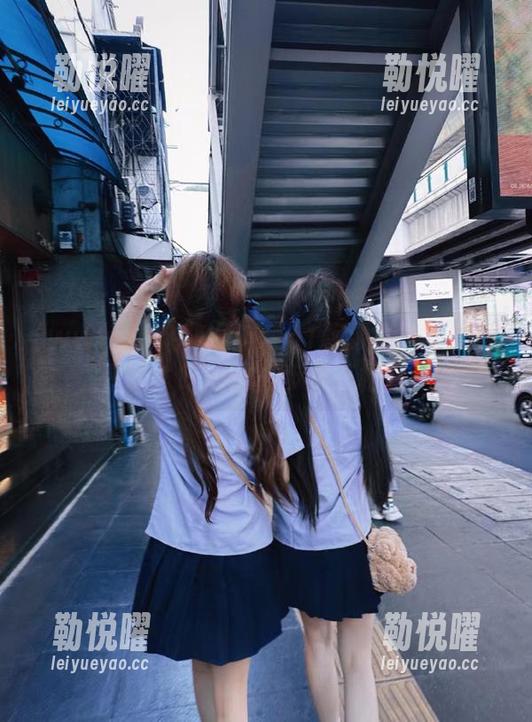 WWW..51视频今天更新的是啥？吃瓜的脚步毫不松懈！