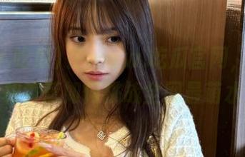 在www.吃瓜官网，亲眼见证一根香蕉如何挑战全网最萌水果！