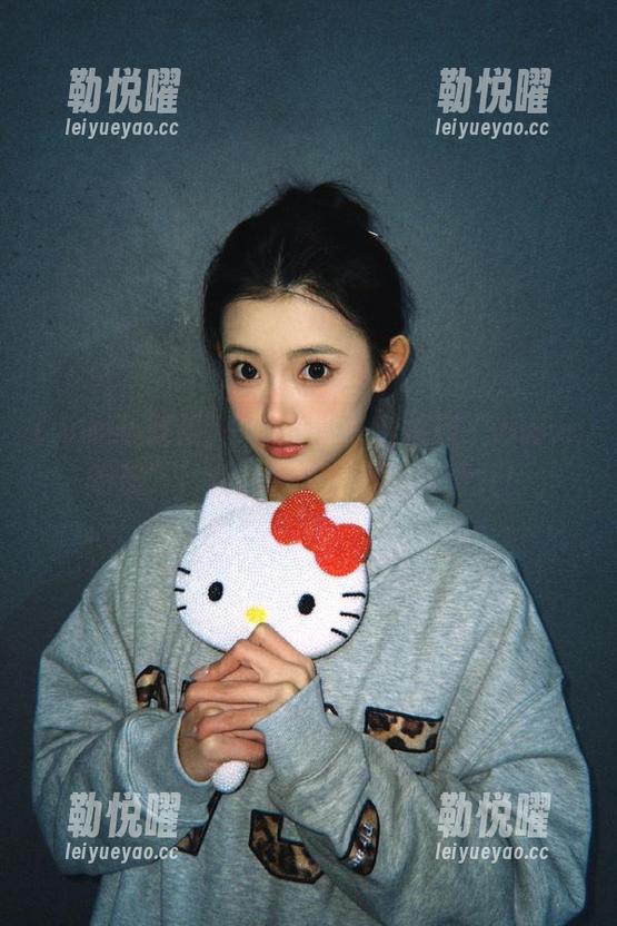 一篇不够？链接到“www.吃瓜”，让你每天都有新鲜事儿！