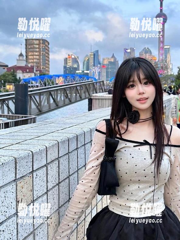 一旦登录www.吃瓜网.com，你的时间会被吃瓜吞噬，真的值得吗？