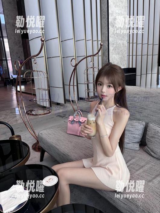 “www.黑料不打烊.com”首页，真有毒，不来看看都不行了。