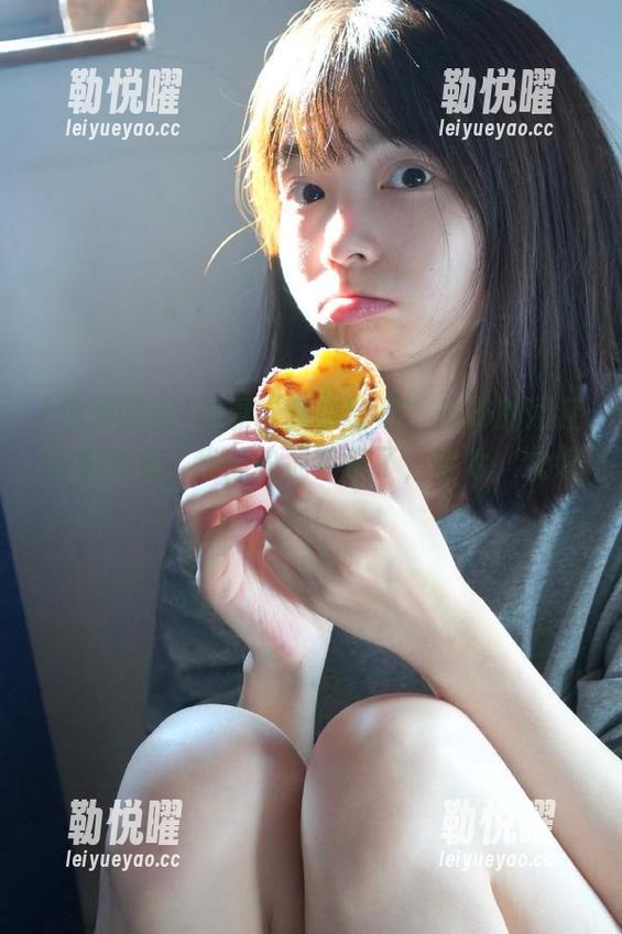 光靠“免费吃瓜”发布的网红在线观看，我都快成专家了，哈哈，太好玩！