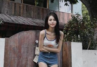 冲哥精选苹果版来袭，随时随地在线凹造型！