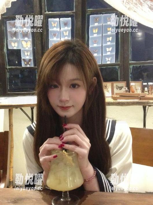 感谢“517吃瓜中心”为我提供的无尽视频，顺便希望网能快点，不然等得太难受了…
