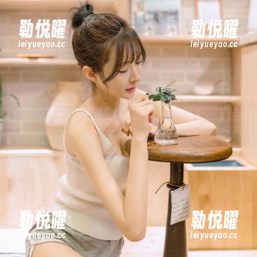 吃瓜网91资源丰富，像个“八卦超市”，随便挑都好过瘾。