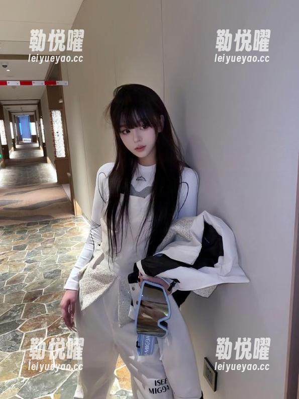 吃瓜网咸鱼翻身，跟着朝阳的资源变得贼好嗑！