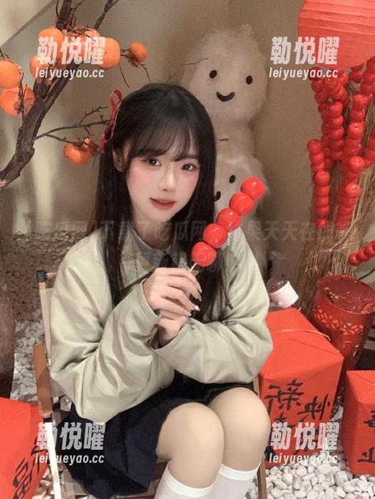 下载了吃瓜网，结果天天在线等更新超无聊！