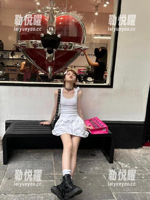 首页最新动态，吃瓜黑料在线带你一路吃瓜不止