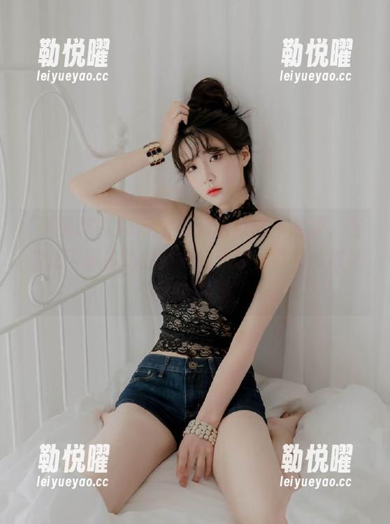 52cg吾爱吃瓜网苹果版，在这儿飞速移动的手指和弹幕，真有种时光穿梭的错觉。