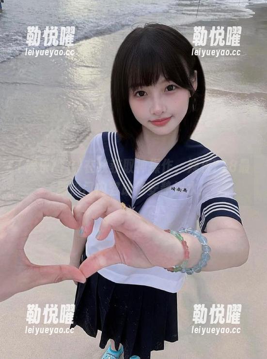 在线获取神操作，娱乐718最新热门内容助你安静划水！