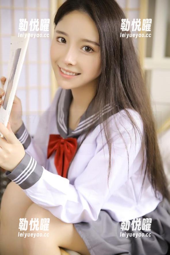 娱乐718苹果版的网红一字马，身心俱疲还是撑到了最后！