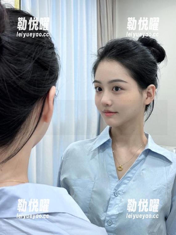 风暴前的宁静，收藏海角吃瓜入口，快来感受即将来袭的八卦浪潮吧！