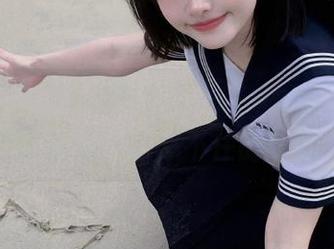 在“网曝吃瓜”app，无限递归的瓜就像根本停不住的好奇心！