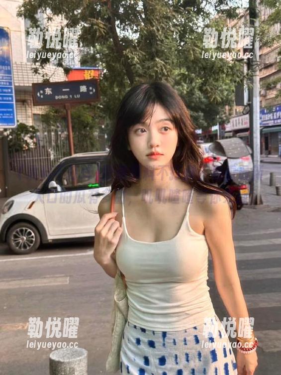 登录黑料不打烊，看看最新入口的瓜有多甜，叽叽喳喳等你来撩