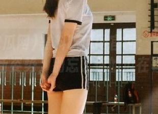 黑料吃瓜网官网：在线观看八卦新姿势，别忘了你的瓜在等你！