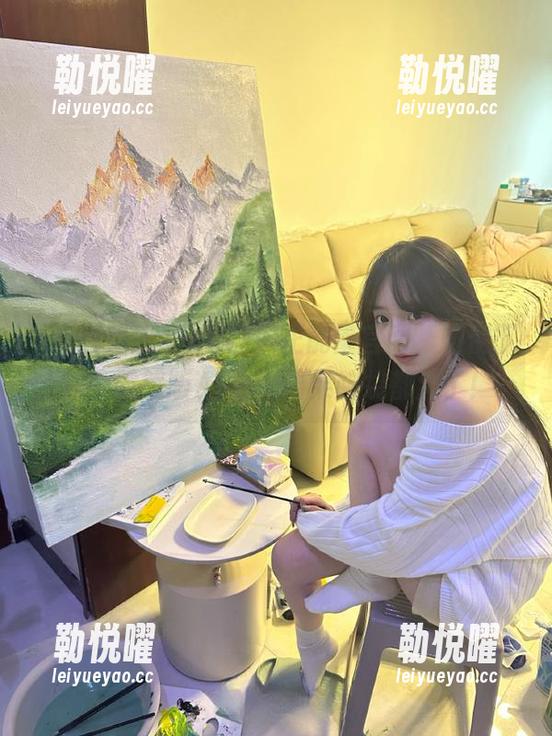 逛黑料正能量官网，顺便下载个破解版APP，结果脑袋都大了！