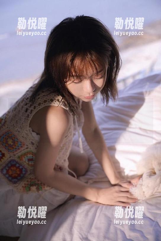 本以为“黑料正能量fuli24”是个慢节奏，结果一看收藏夹，都是小时更新的罪证啊！