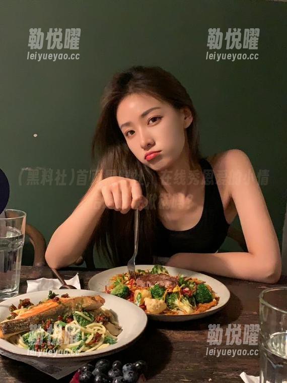 首页黑料社，在线秀恩爱的小情侣想过来掀锅吗？