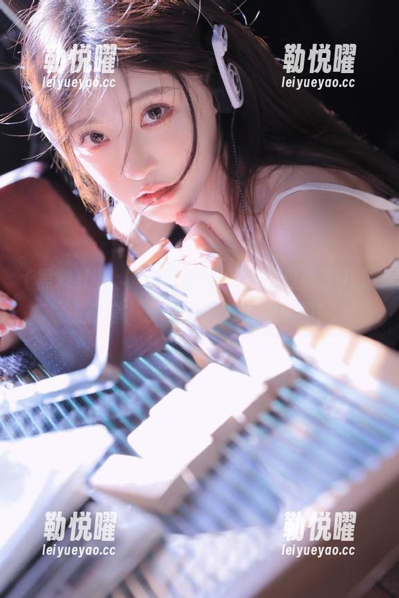 上黑料社app，视频里除了八卦还有啥？友谊的小船说翻就翻！