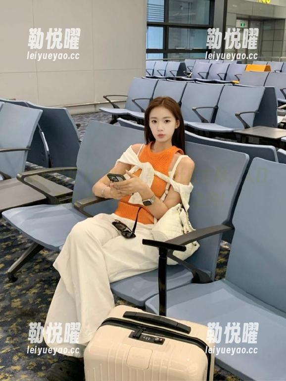 欢迎来到黑料社区官网，入口就在这，入口左转三步之内！