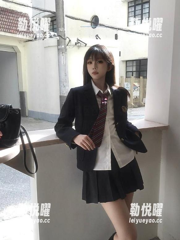 黑料社区首页：咳咳，小心入坑，吃瓜不吃药！